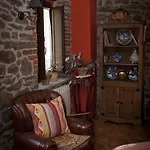 Casa La Escuela Holiday home