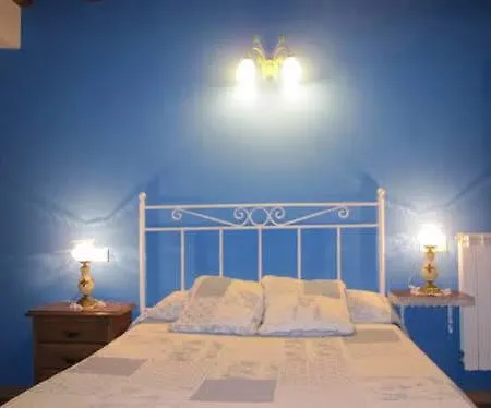 Casa La Escuela * Tuilla