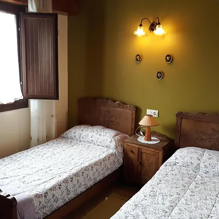 Vakantiehuis Casa La Escuela Tuilla