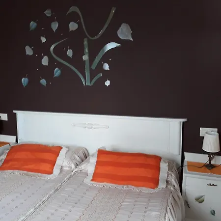 Casa La Escuela Tuilla