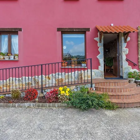 Casa La Escuela Holiday home